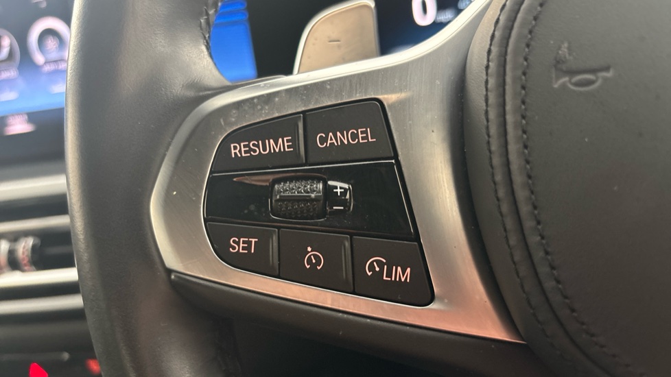 BMW 3 SERIES Cruise control