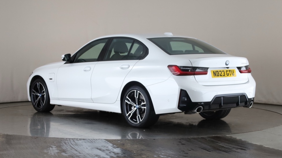 BMW 3 SERIES Image 3