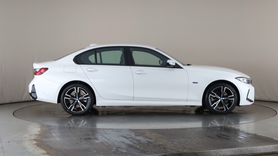 BMW 3 SERIES Image 6