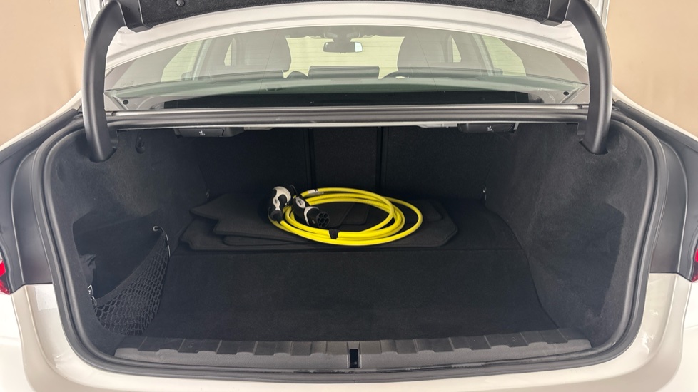 BMW 3 SERIES Image 15