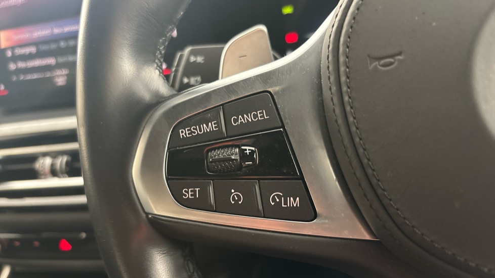 BMW 3 SERIES Cruise control