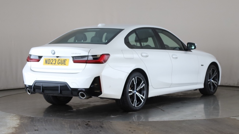BMW 3 SERIES Image 5