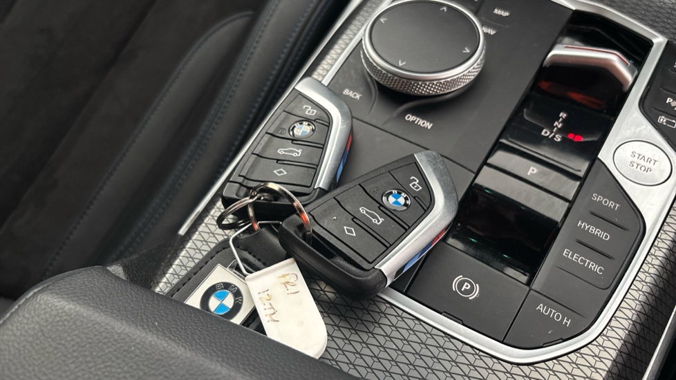 BMW 3 SERIES 2 keys available