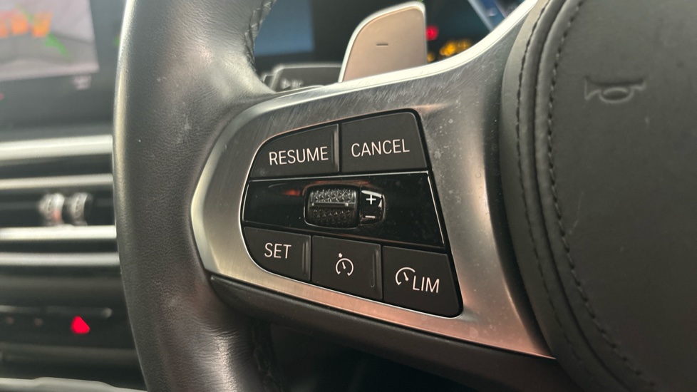 BMW 3 SERIES Cruise control