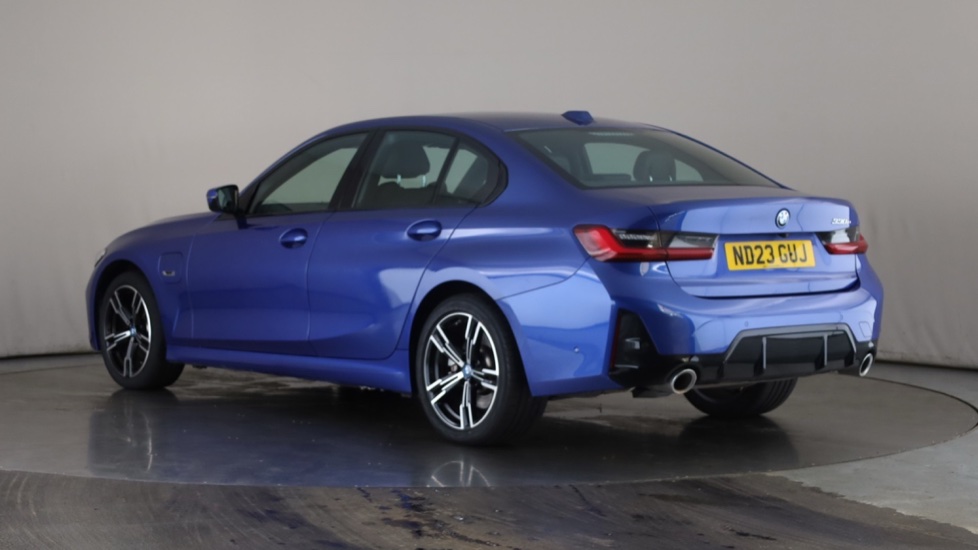 BMW 3 SERIES Image 3