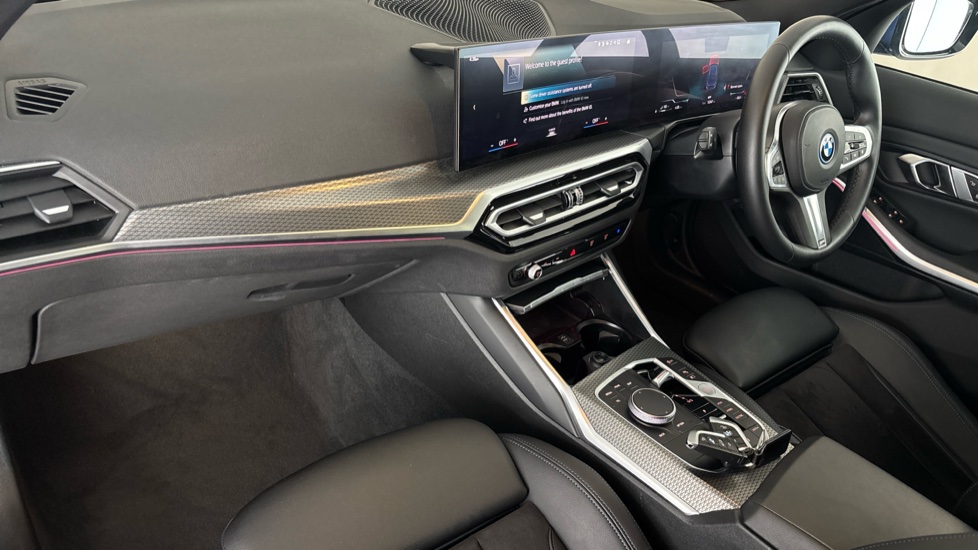 BMW 3 SERIES Image 10