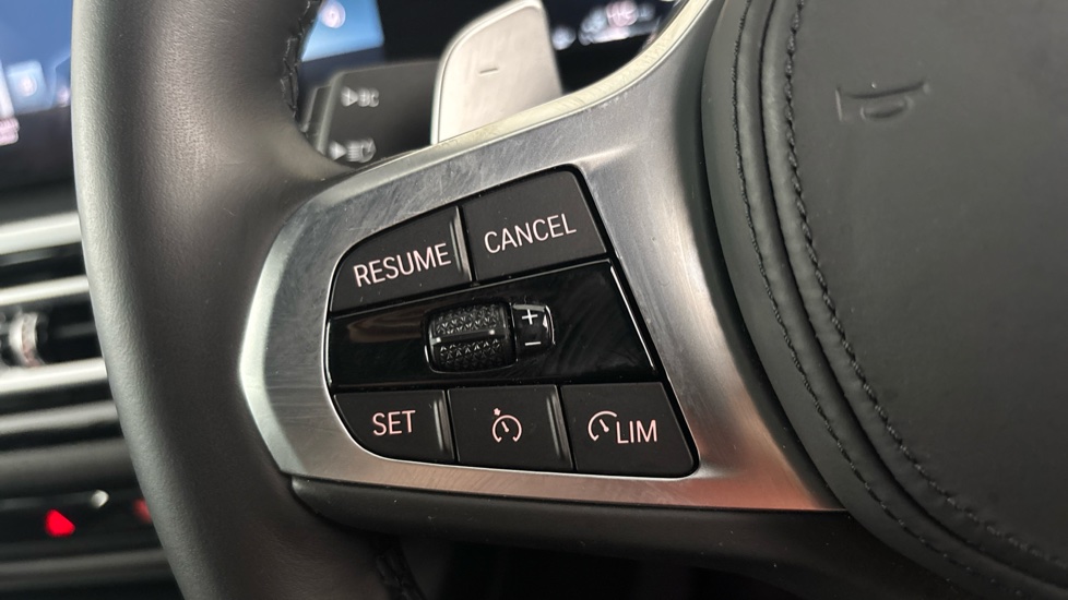 BMW 3 SERIES Cruise control