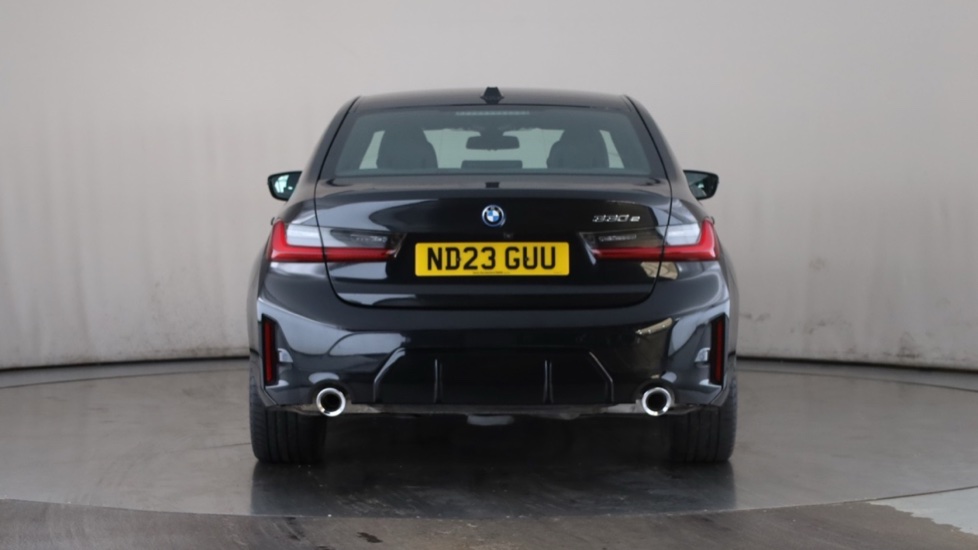 BMW 3 SERIES Image 4