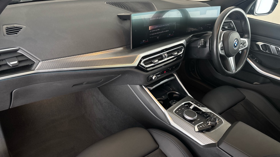 BMW 3 SERIES Image 10