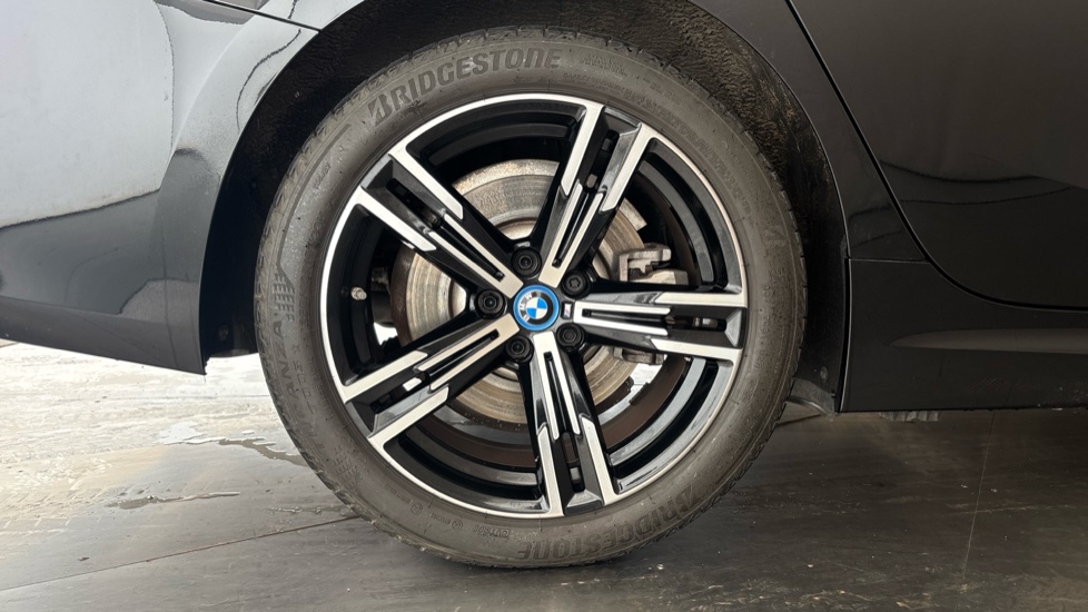 BMW 3 SERIES Image 19