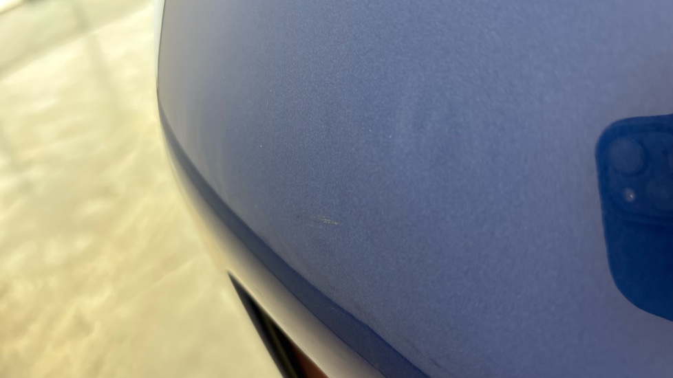 BMW 3 SERIES Scratches and dent