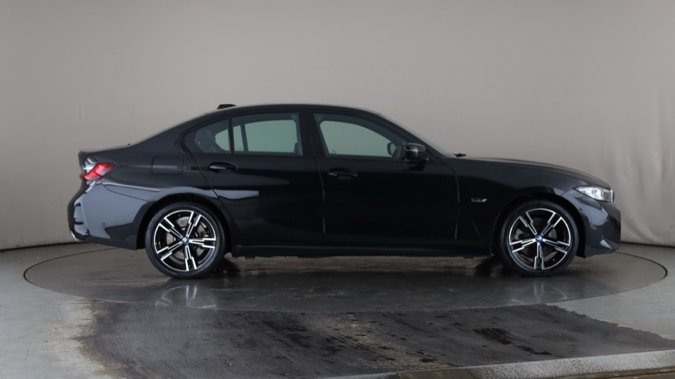 BMW 3 SERIES Image 6