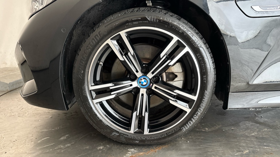 BMW 3 SERIES Image 17