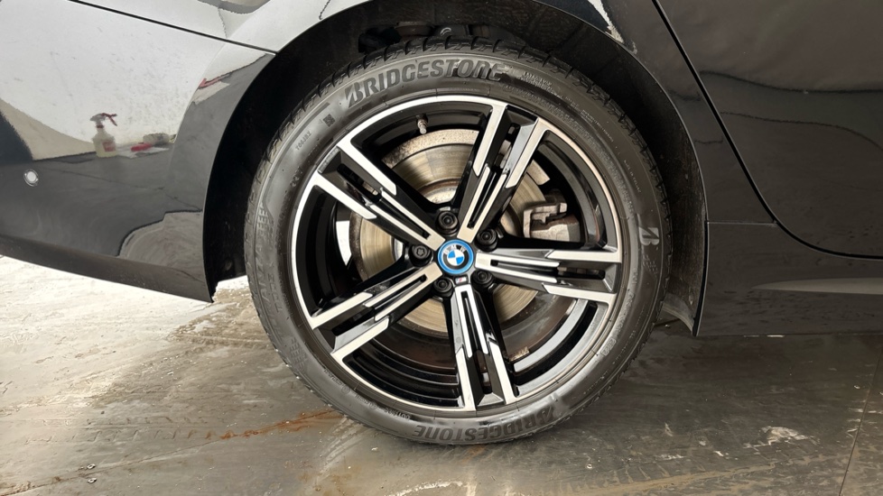 BMW 3 SERIES Image 19