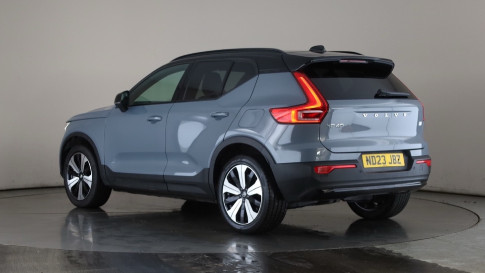 VOLVO XC40 Image 3