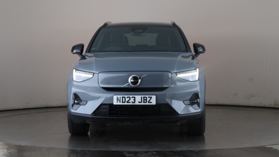 VOLVO XC40 Image 8