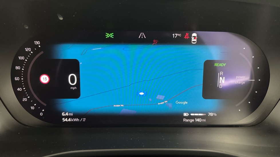 VOLVO XC40 Image 13
