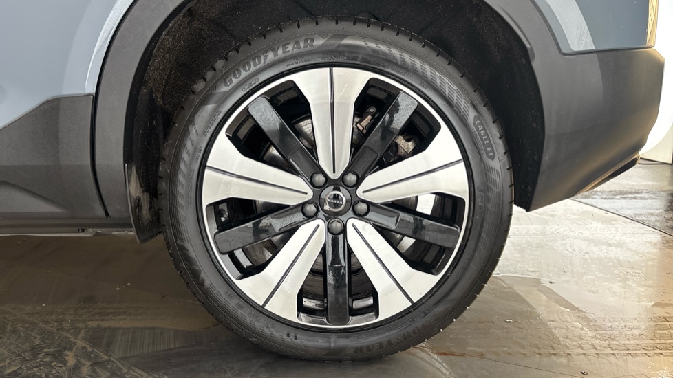 VOLVO XC40 Image 18