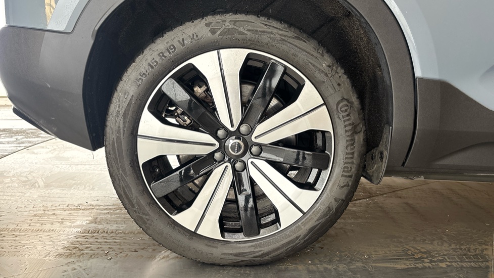 VOLVO XC40 Image 19