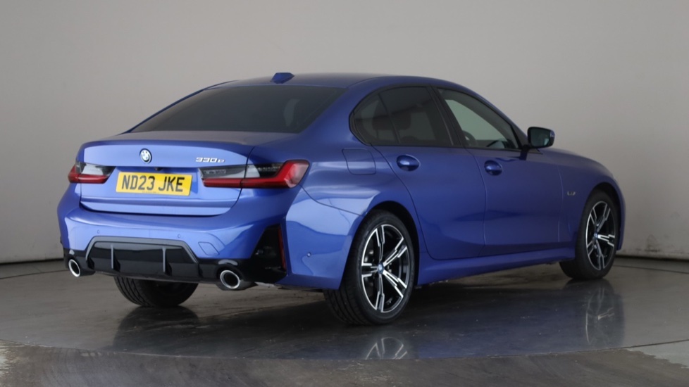 BMW 3 SERIES Image 5