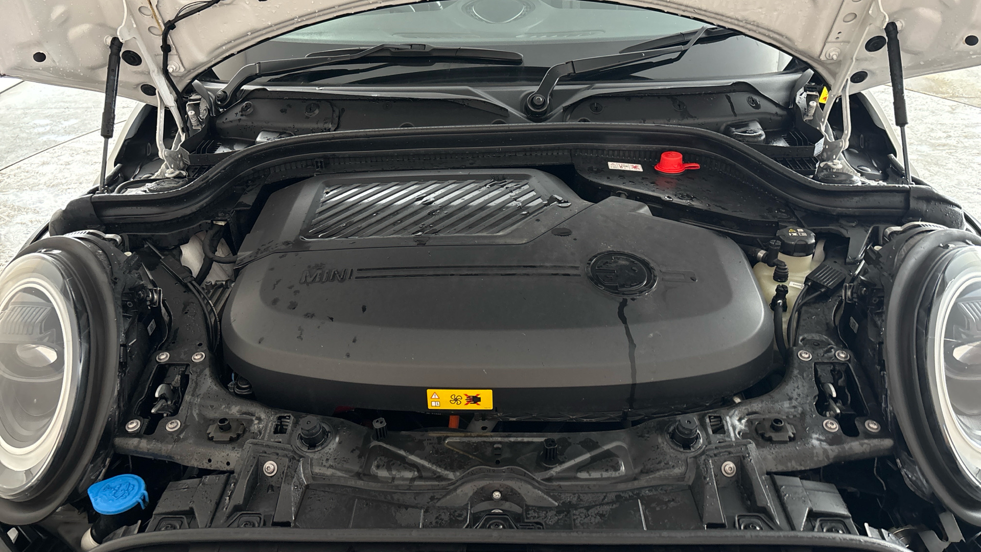 4021004 135kW Cooper S Level 1 33kWh 3dr Auto