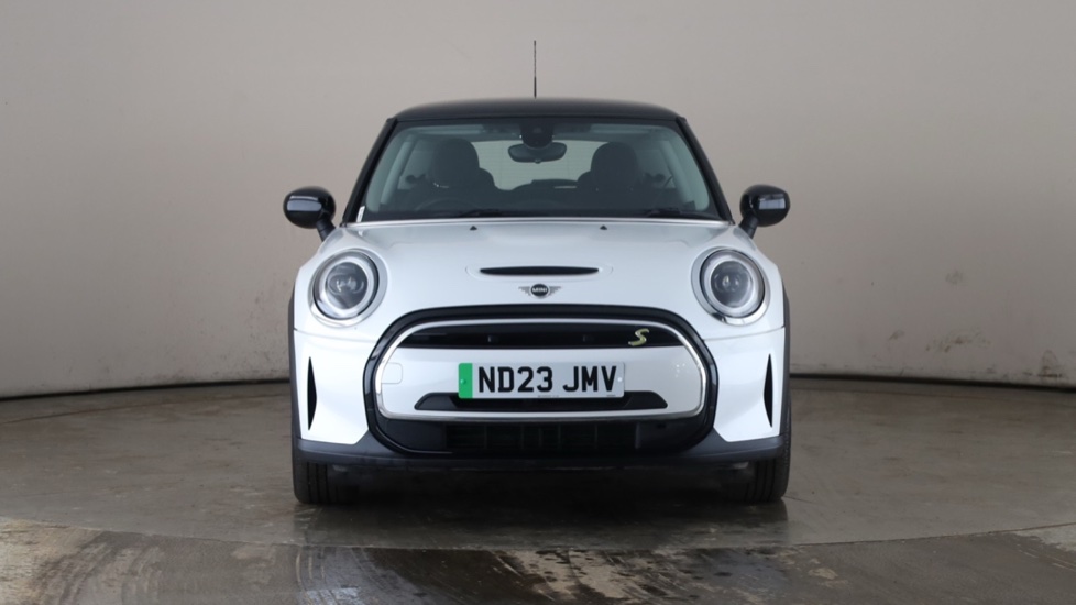 Mini Hatchback Image 8