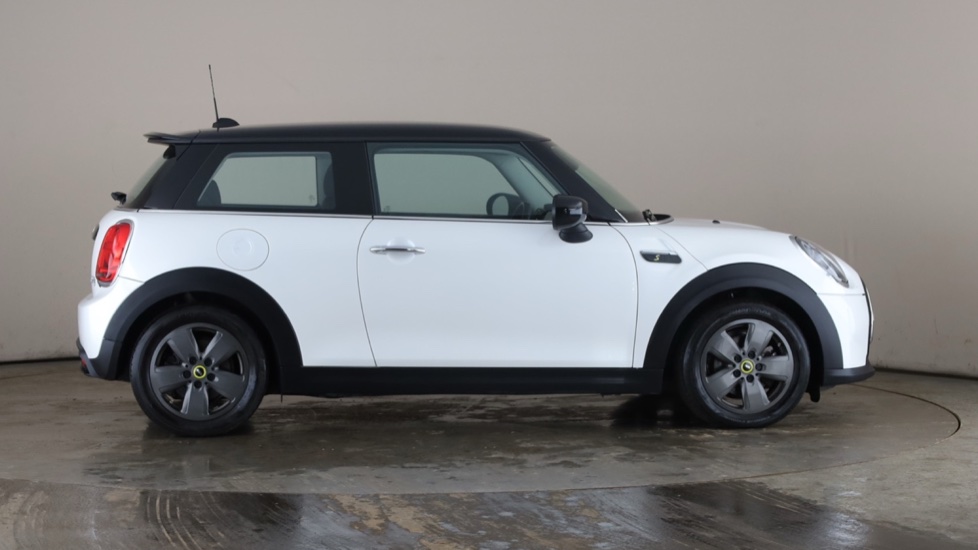 Mini Hatchback Image 6