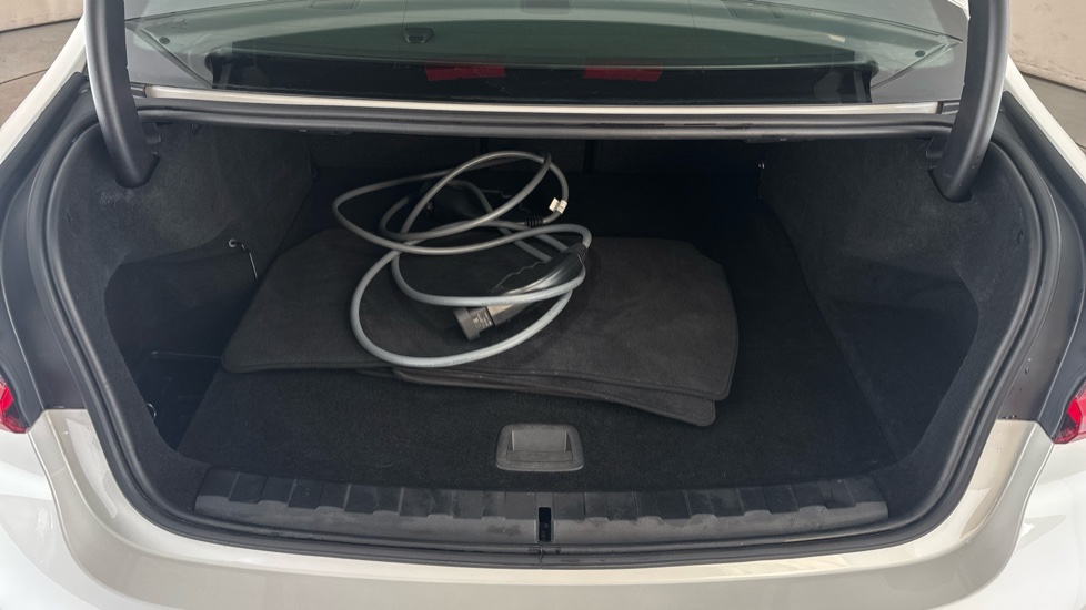 BMW 3 SERIES Image 15