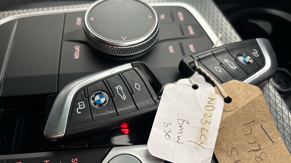 BMW 3 SERIES 2 keys