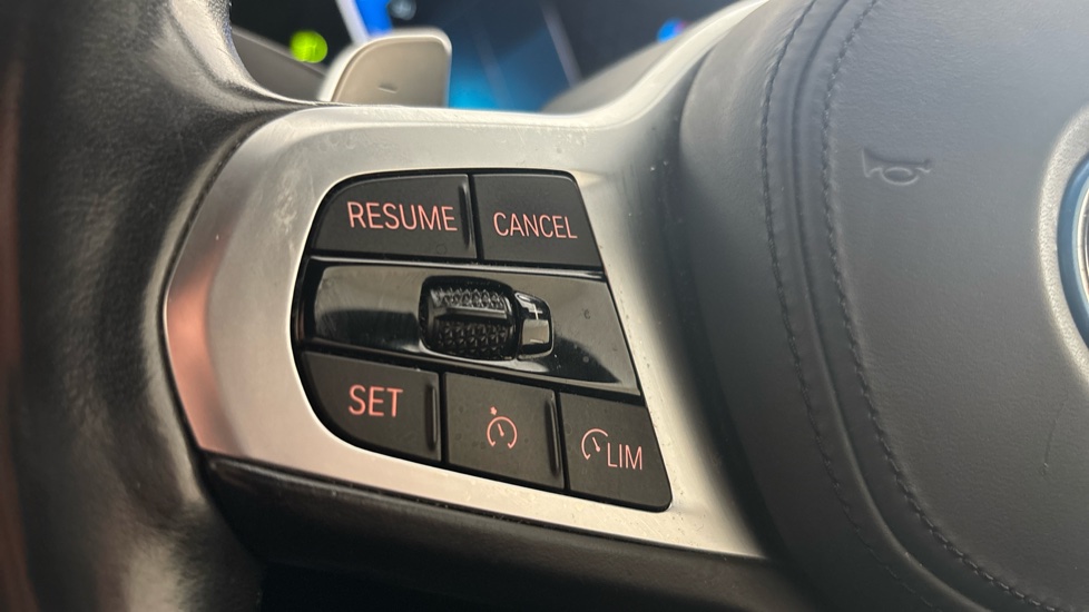 BMW 3 SERIES cruise control