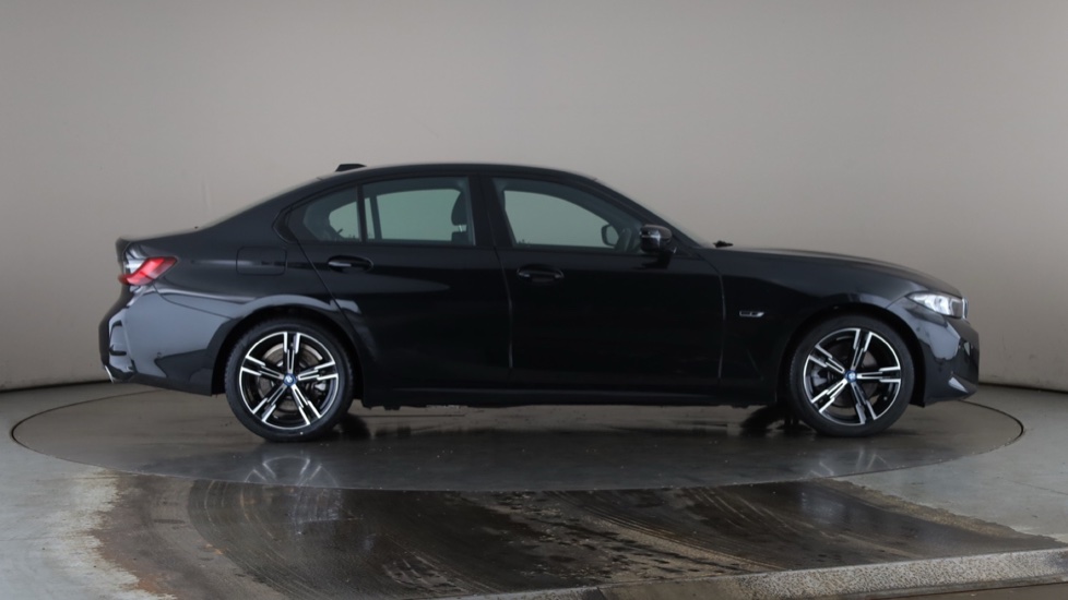 BMW 3 SERIES Image 6