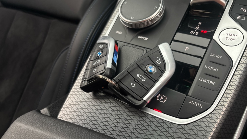 BMW 3 SERIES 2 keys available