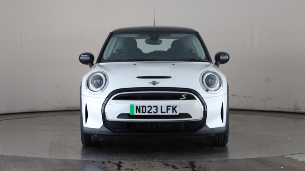 MINI HATCHBACK Image 8