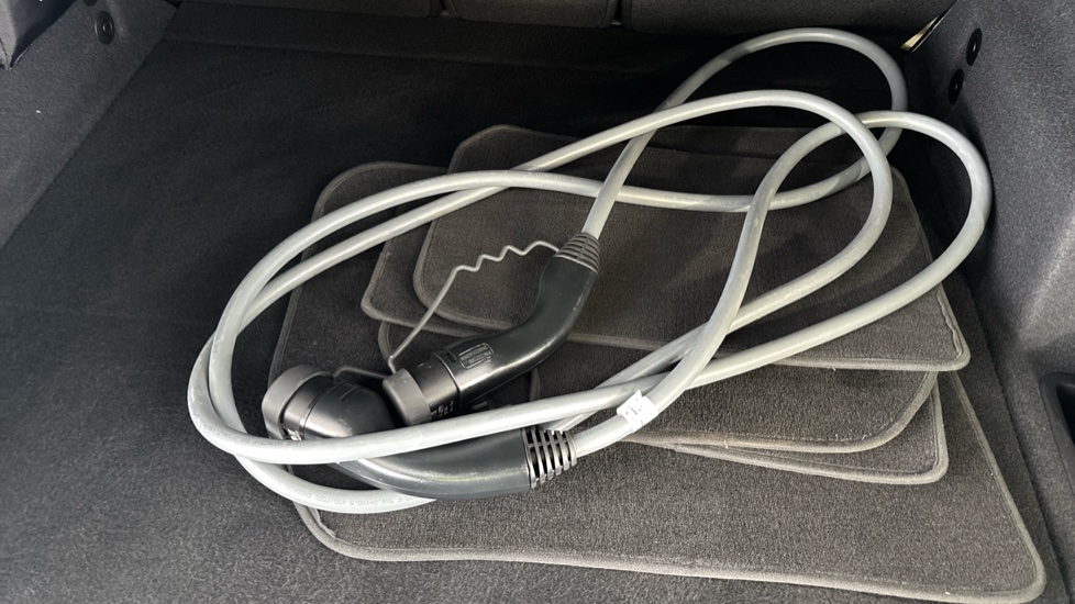 BMW iX1 Image 22