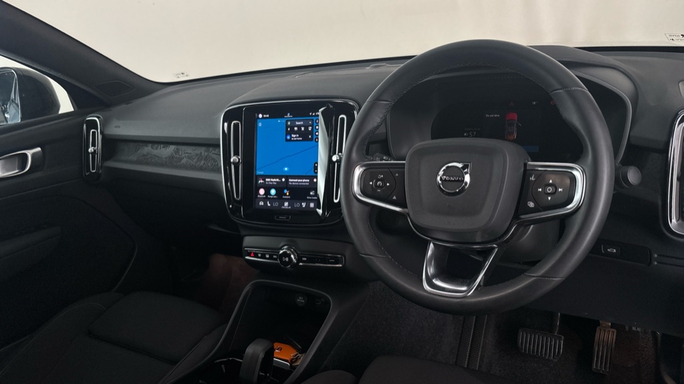 VOLVO C40 Image 9