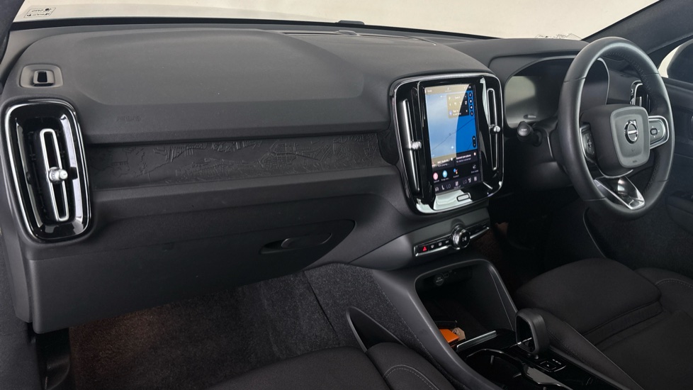VOLVO C40 Image 10
