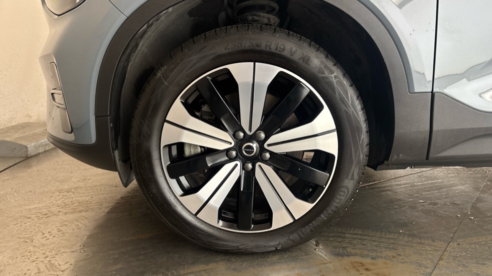 VOLVO C40 Image 17