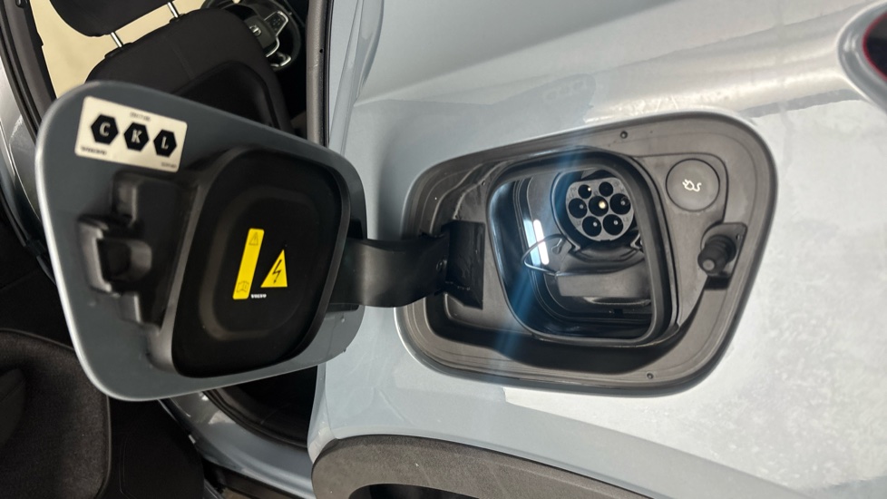 VOLVO C40 Image 21