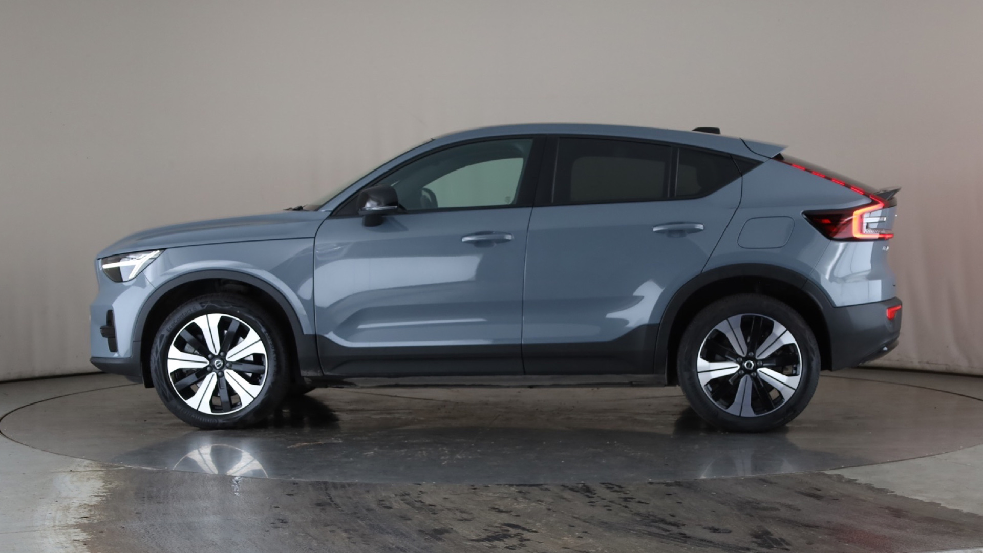 170kW Recharge Core 69kWh 5dr Auto