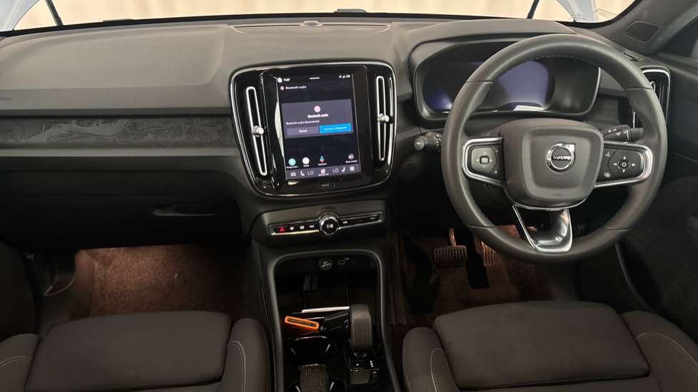 VOLVO C40 Image 11