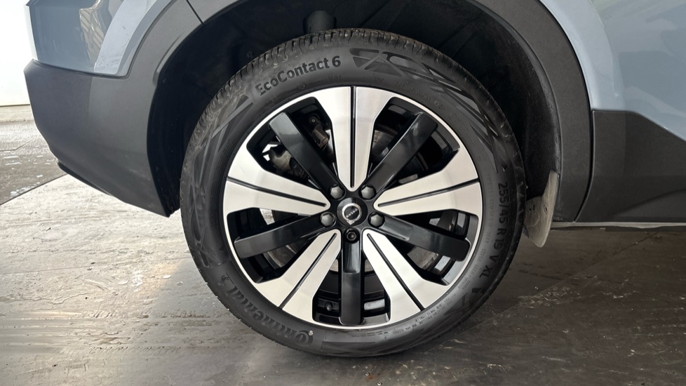 VOLVO C40 Image 19