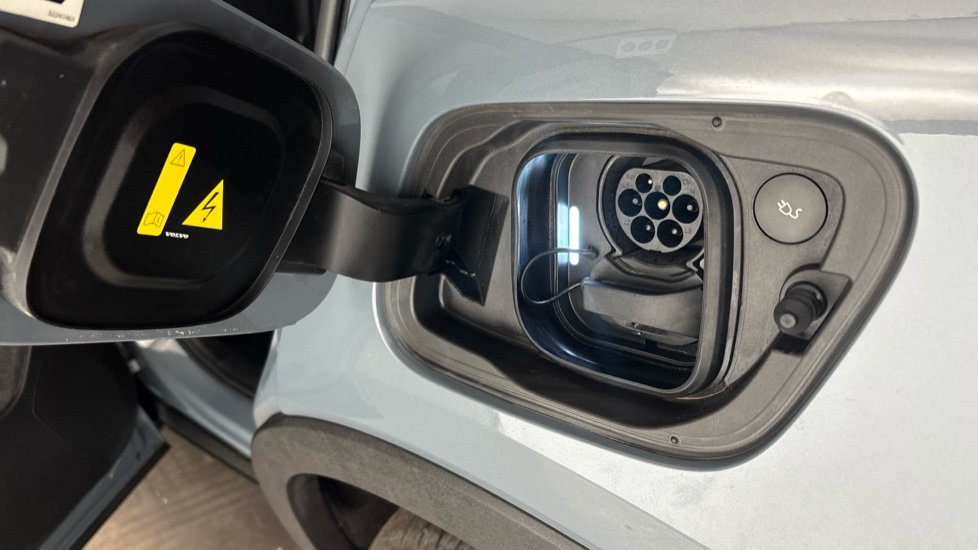 VOLVO C40 Image 21