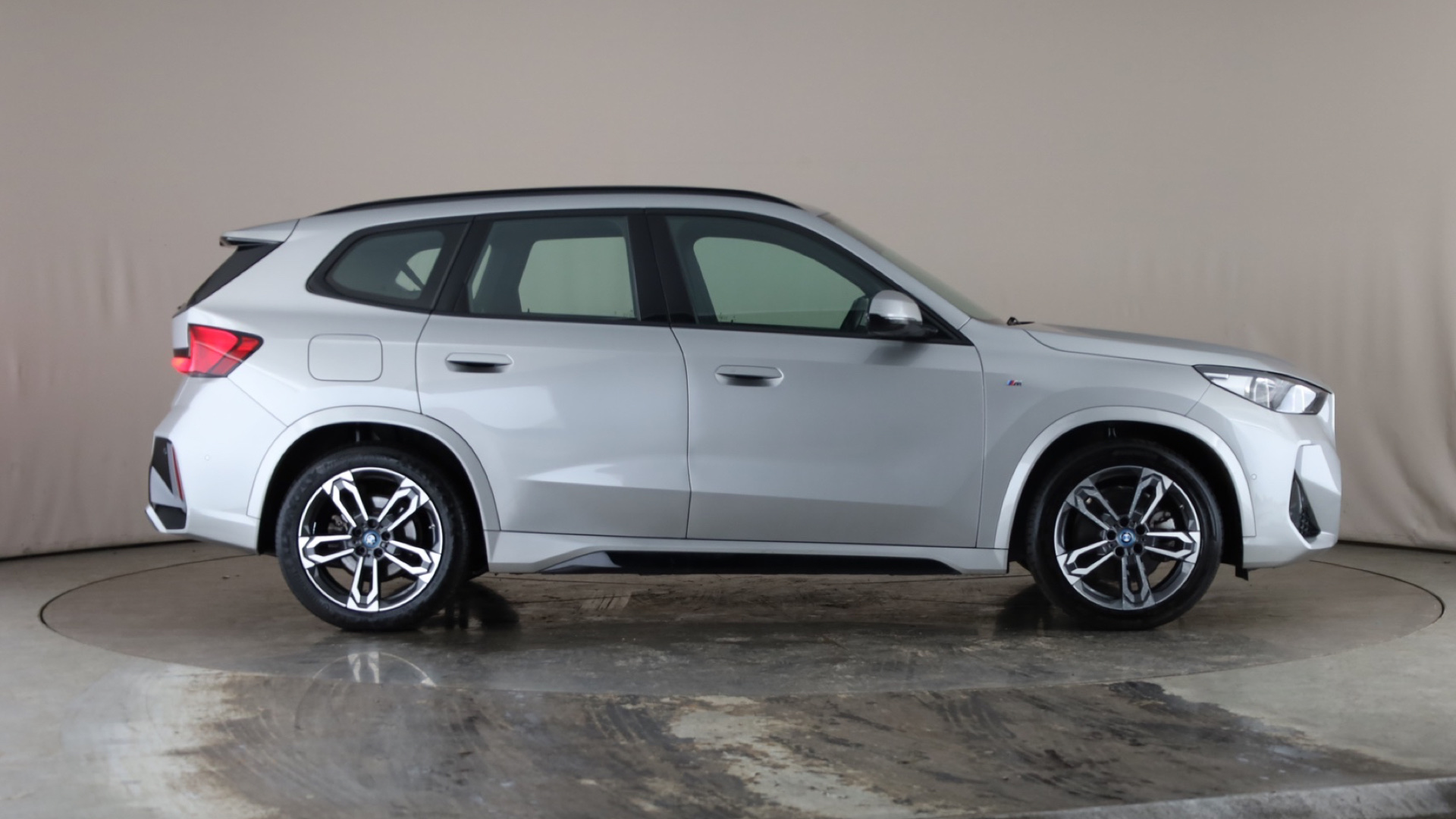 4020748 230kW xDrive30 M Sport 65kWh 5dr Auto [22kWCh]