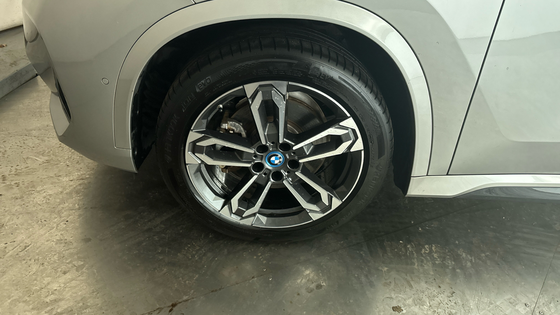 4020748 230kW xDrive30 M Sport 65kWh 5dr Auto [22kWCh]