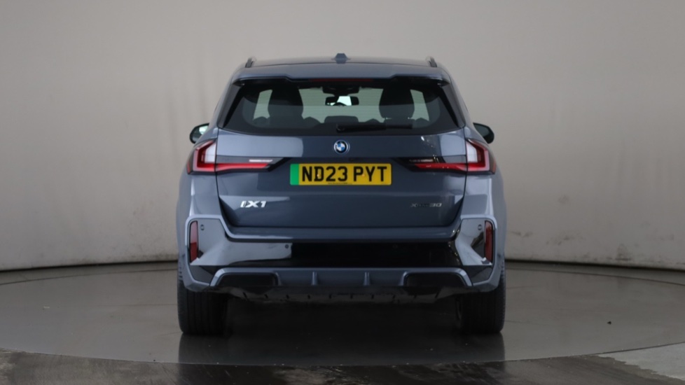 BMW iX1 Image 4