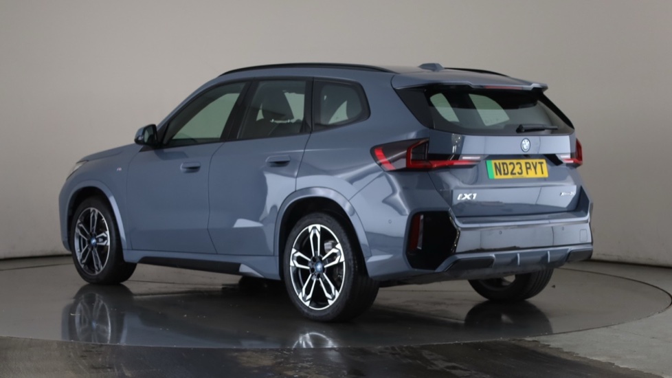 BMW iX1 Image 3