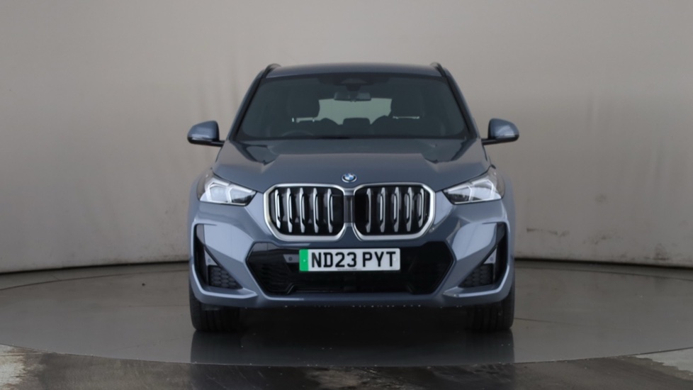 BMW iX1 Image 8