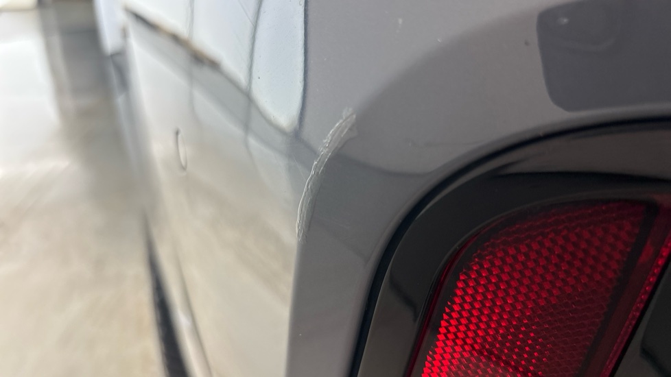 BMW iX1 Scuff