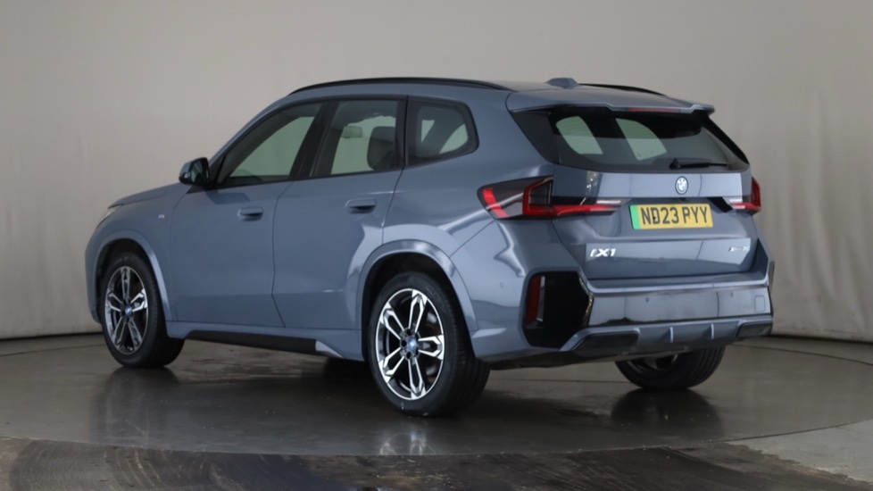 BMW iX1 Image 3
