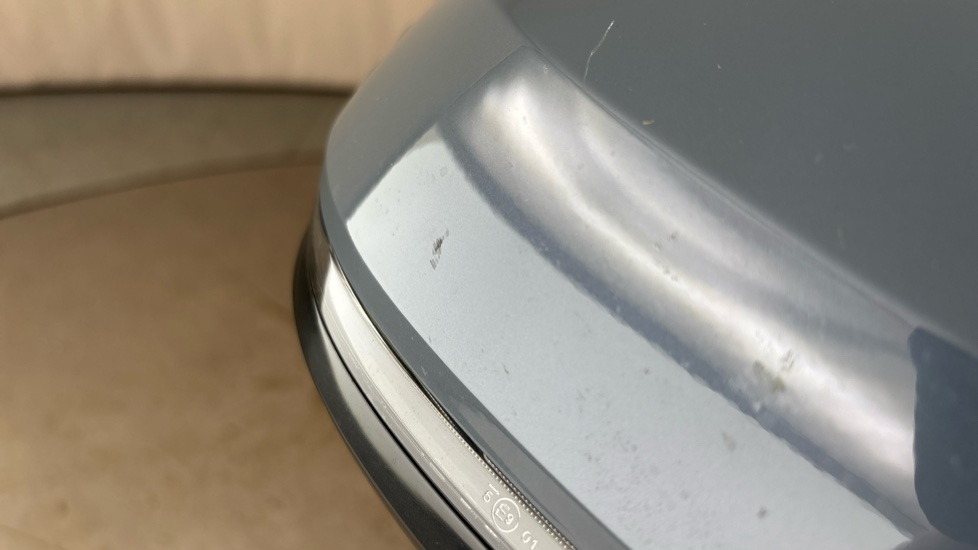 BMW iX1 Scratches and chips